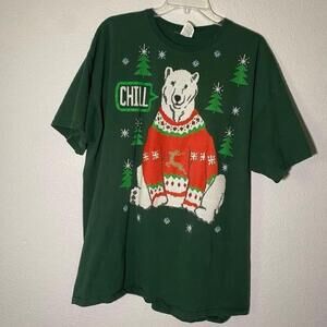 Christmas Polar Bear T-Shirt size 2XL